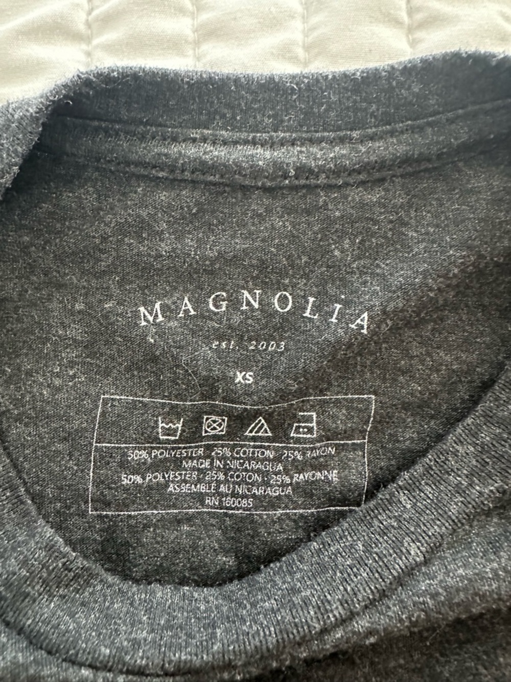 MAGNOLIA 'Make Kindness Loud' Graphic Tee Unisex XS - Picture 4 of 6
